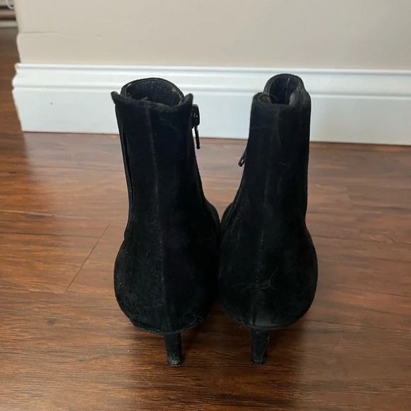 Corsets Como Italian made Black Suede Sexy Booties- Size 8.5 - Picture 2 of 9
